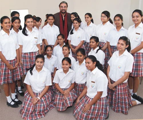 You are currently viewing Looking For A Good School For Your Girl? Go For Boarding School Dehradun