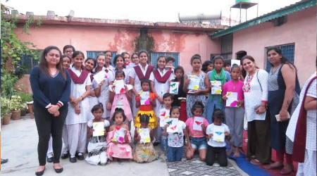 Ecole Community Service- ‘Apna Ghar’ NGO